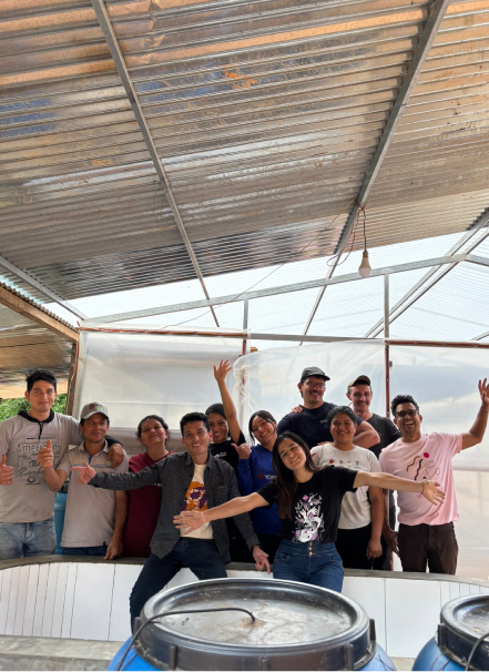 Mesa de trabajo 1 copia 5